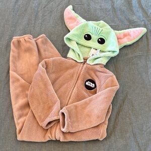 H&M Baby yoda jumpsuit sz 3-4T